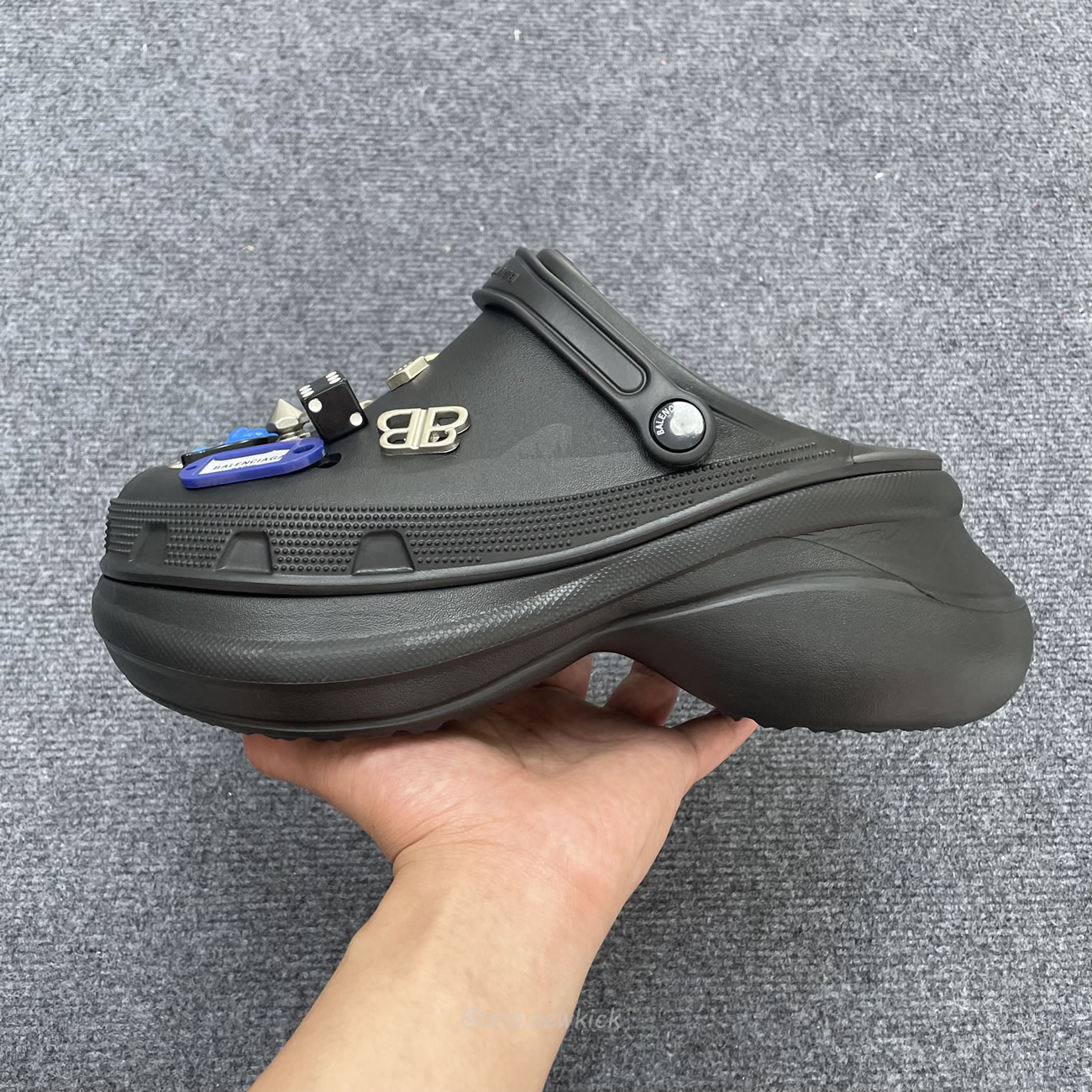 Balenciaga X Crocs Mule Black Silvery Multicolor Jibbitz Womens 720762 W0fow 1000 (7) - www.newkick.org